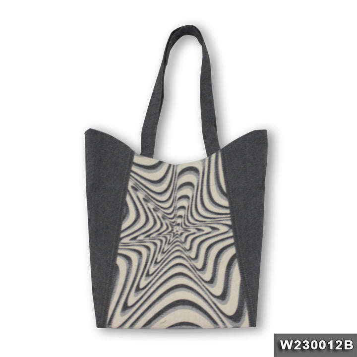<p><span style="color: rgb(2,38,72);background-color: rgb(255,255,255);font-size: 16px;font-family: Poppins, sans-serif;">Durable And Luxrious Tote Bag With A Vibrant Double-Sided With A Durable Outer Layer From Linen, Size 38 X 39 Cm.<br>Our Tote Bags Are The Perfect Way To Stay Stylish And Eco-Friendly At The Same Time. Our Bags Are Strong And Durable Enough To Carry All Your Essentials, While Also Being Kind To The Environment.<br>With A Variety Of Colors And Styles To Choose From, You're Sure To Find Th