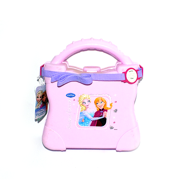<p> 
This Disney Lunch Box Indonesia Sb-006 - Frozen is a high-quality lunch box made from durable materials, designed to keep your food fresh and safe while you're on the go. This lunch box features an insulated design that helps keep your food at the right temperature. It has a convenient handle and lid, so you can easily carry your lunch box wherever you go. The lunch box also features a Frozen-themed design, with images of Frozen characters on the lid and sides. This lunch box is perfect for any fan of 