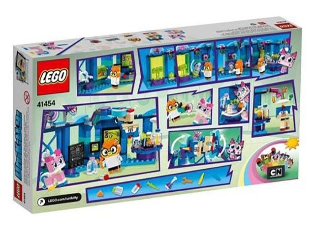 Lego Unkitty Dr. Fox Laboratory - 359 Pieces