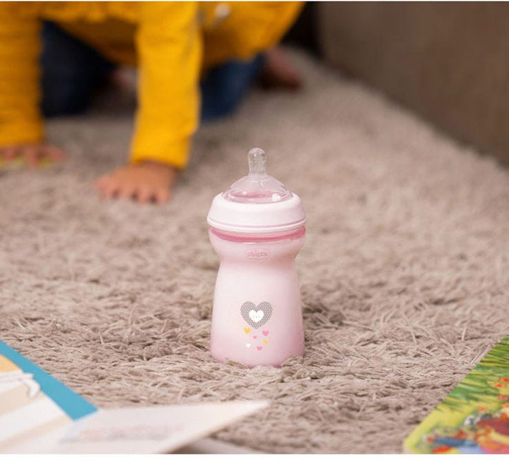 Chicco Natural Feeling Feeding Bottle +6 Months | Pink | 330ml