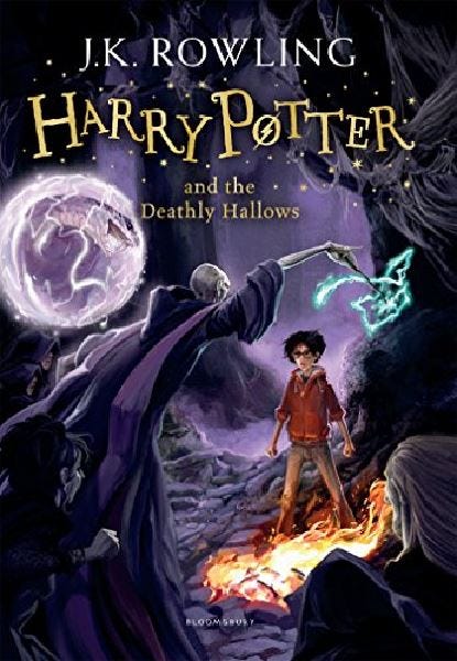 Harry Potter and The Deathly Hallows Story, 9+ Years - 640 Pages